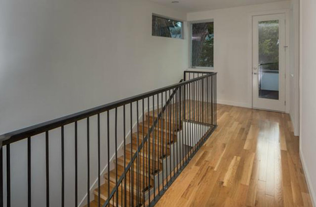 annie-stairs2