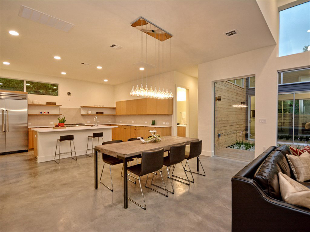 012_Dining-Kitchen