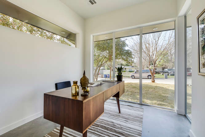 2110 Peach Tree St-small-021-23-Office 01-666x445-72dpi