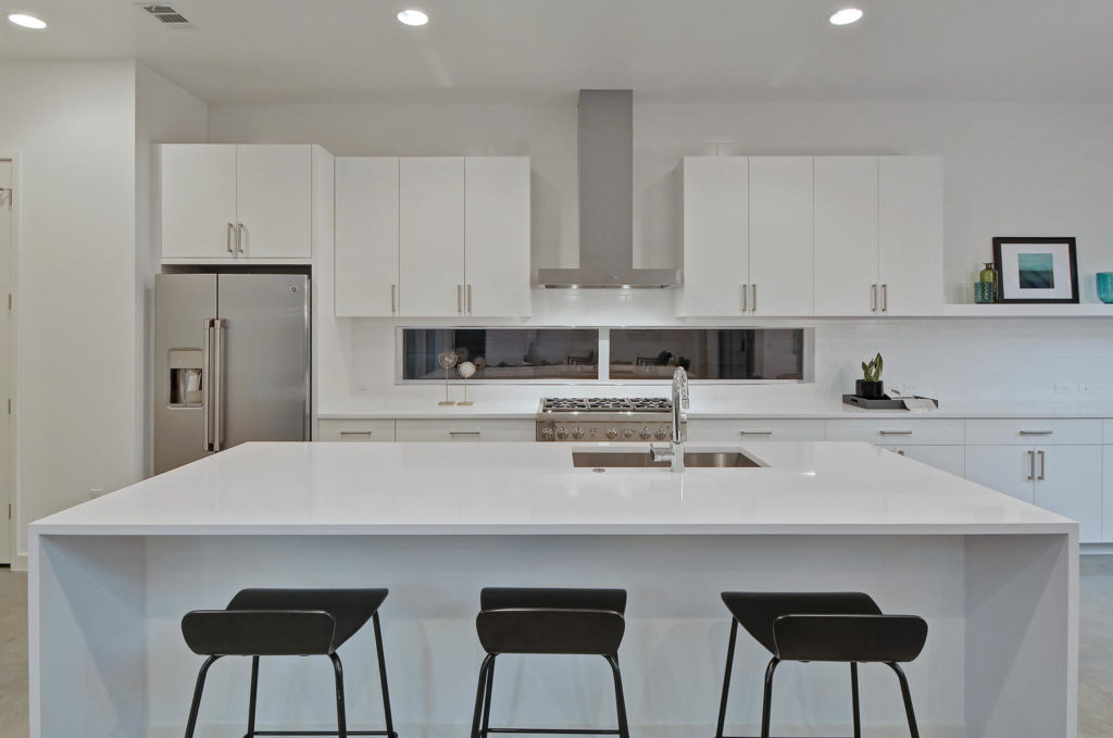 2205 Montclaire St-large-019-21-Kitchen and Breakfast 02-1500x995-72dpi