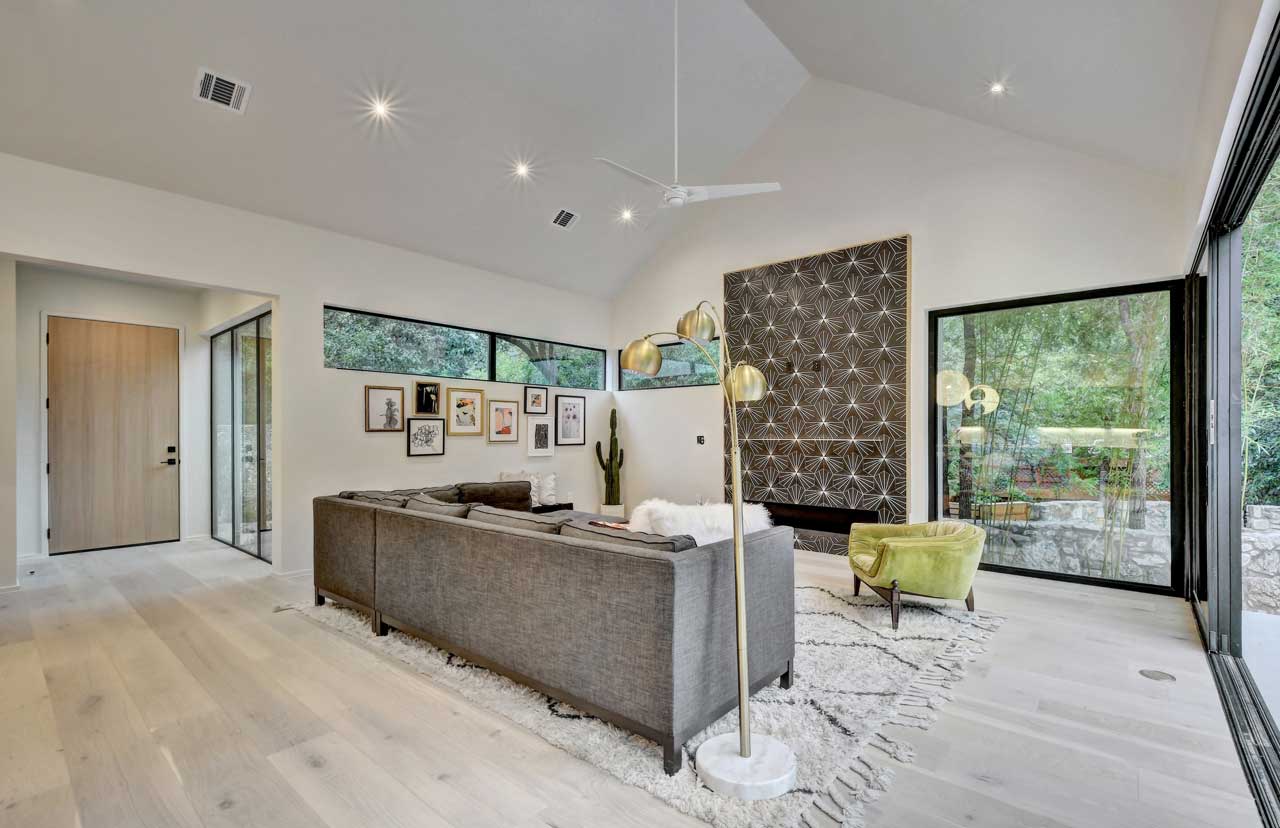 406 W. Milton Residence