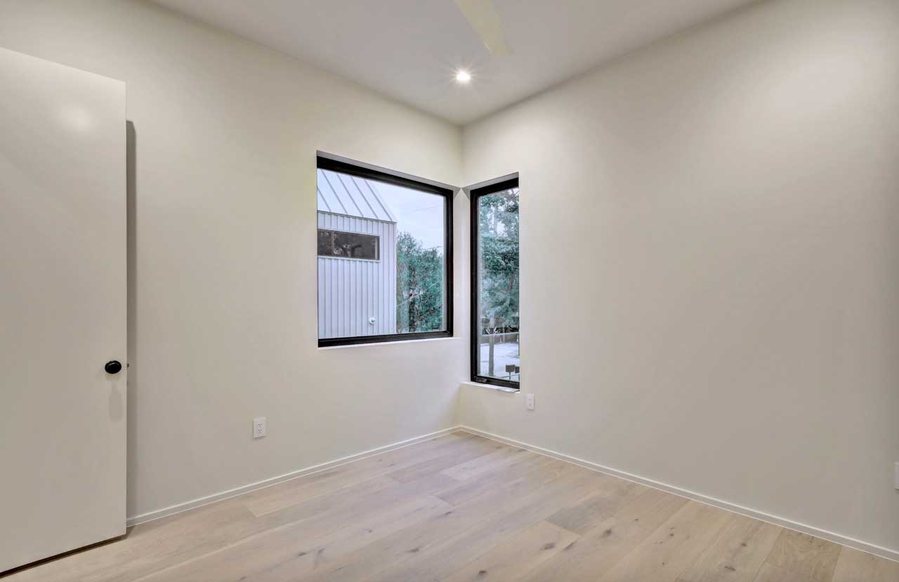 406 W. Milton Residence
