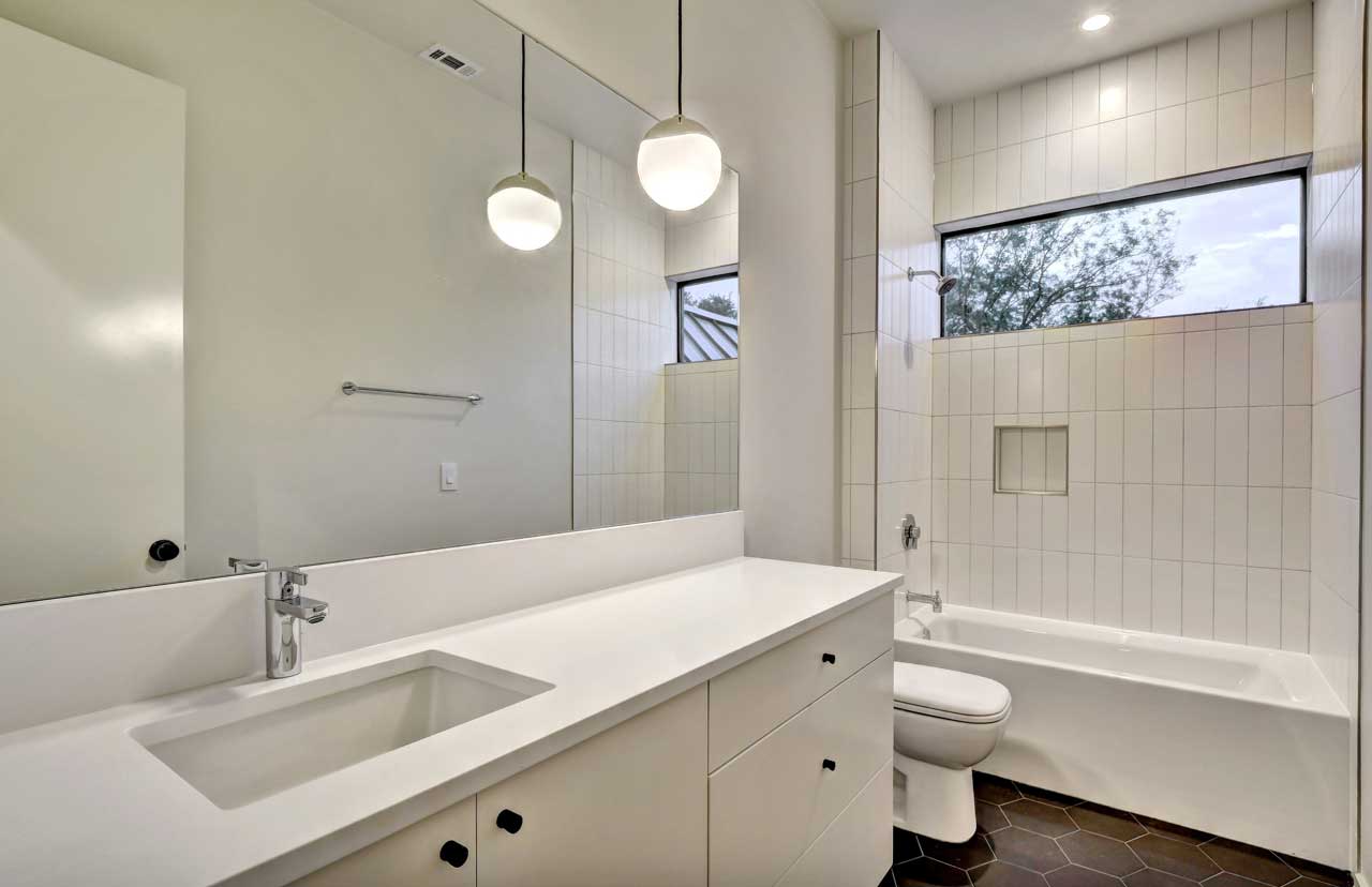 406 W. Milton Residence