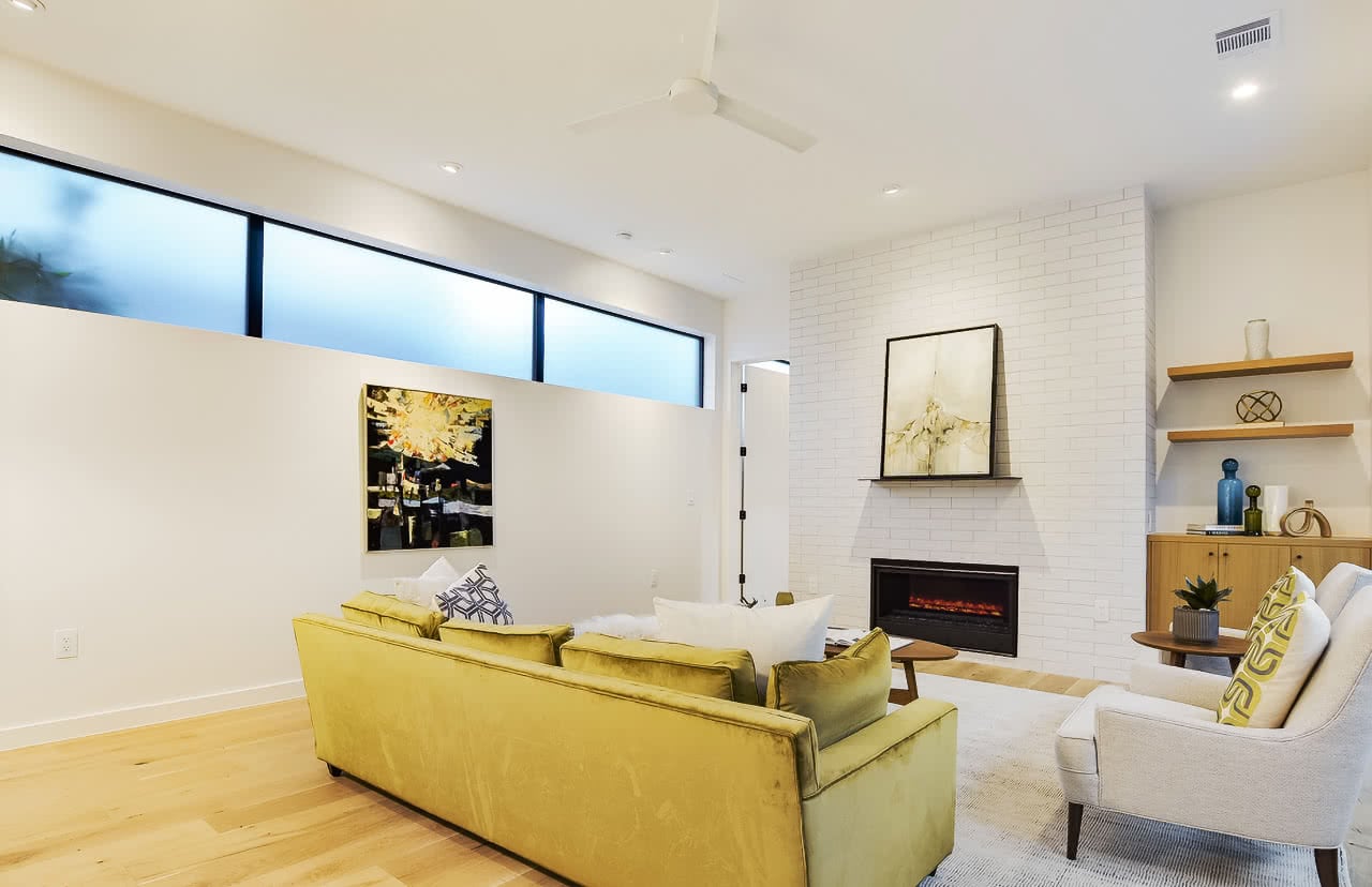 1811 Collier Residence Living Room