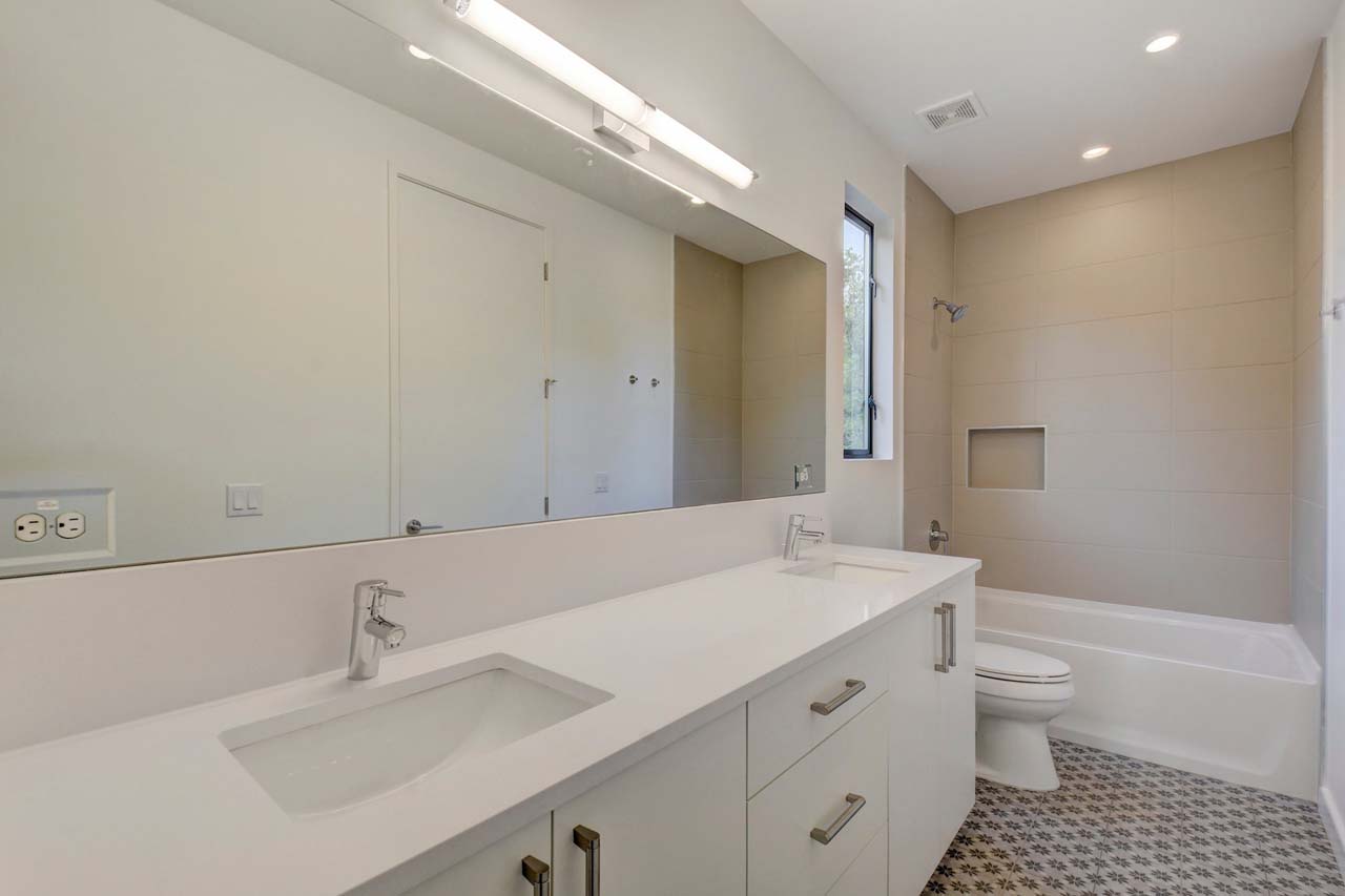1808 Ford Residences