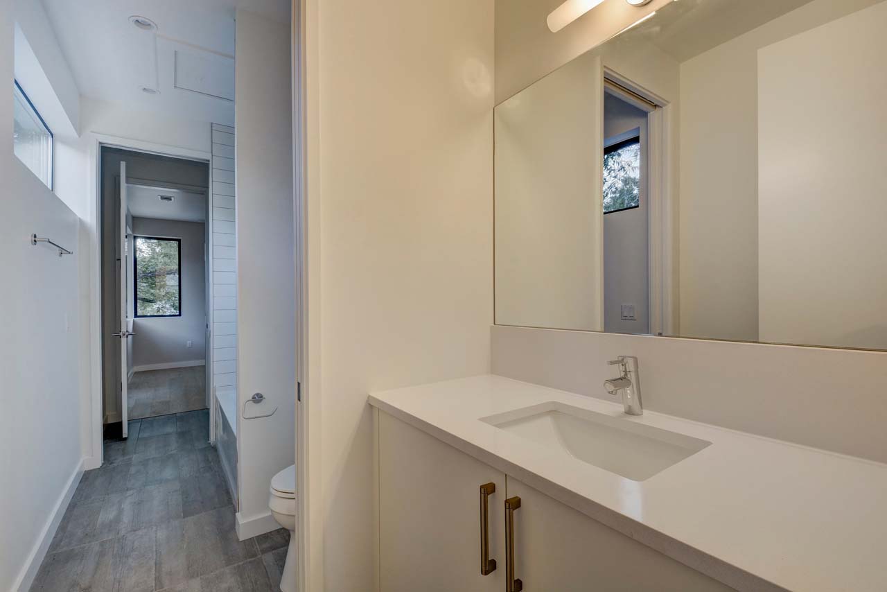 1808 Ford Residences