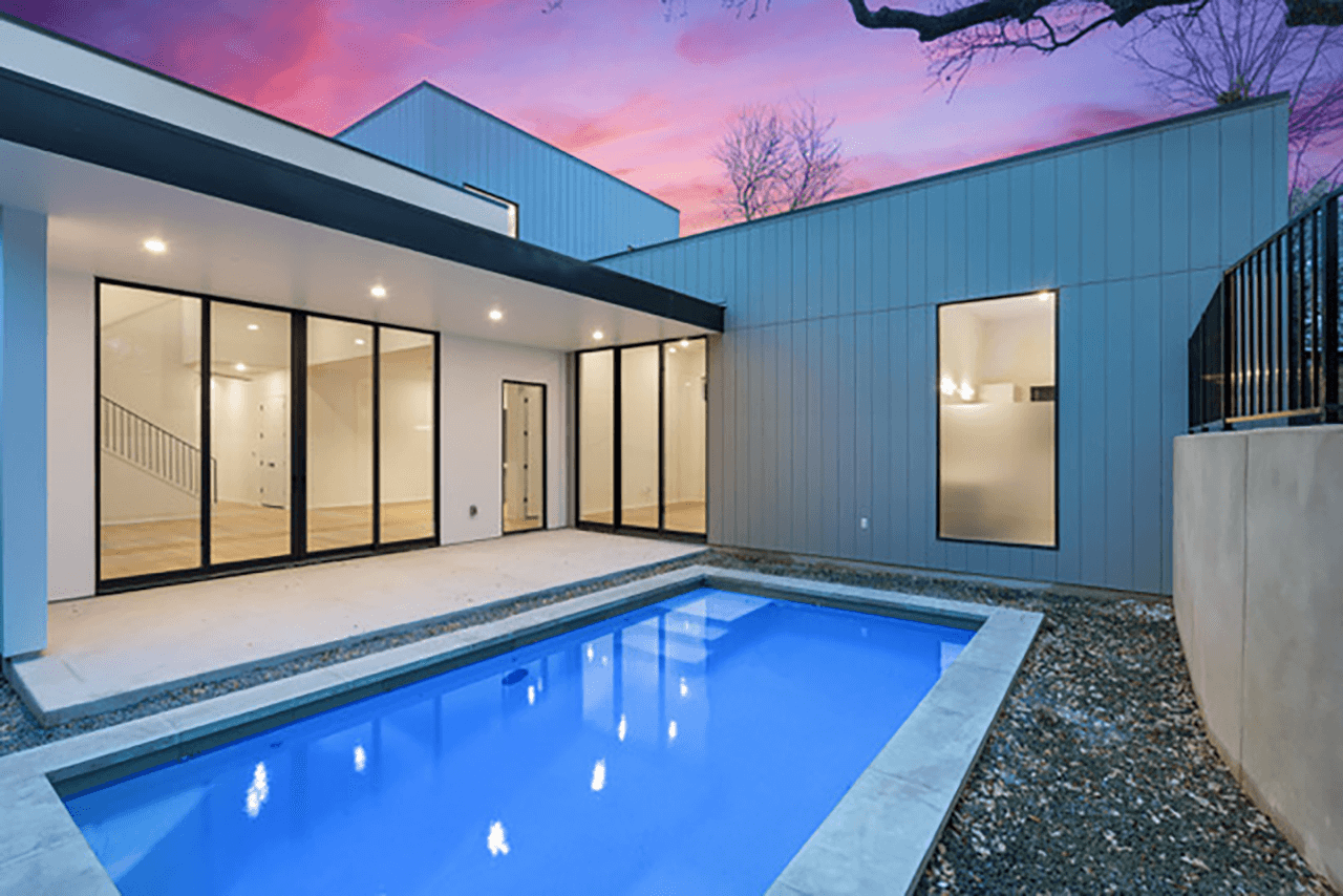 1514 Chelsea Ln Residence