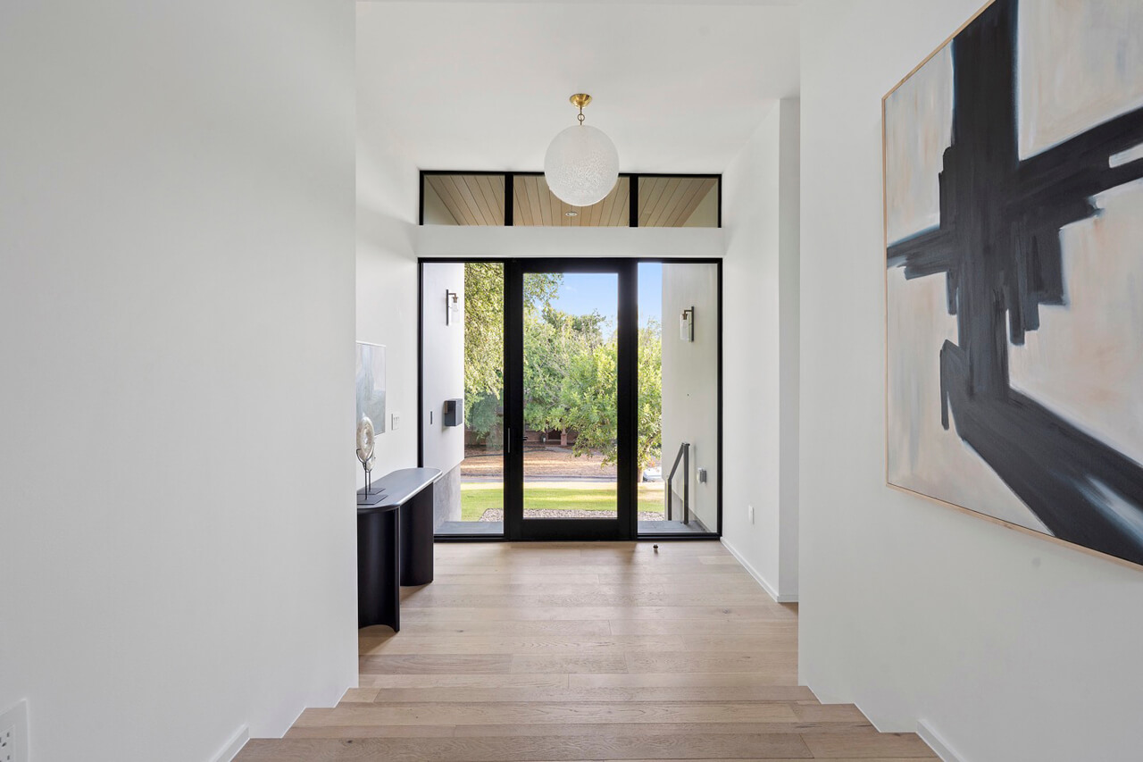 2704 Mountain Laurel Residence