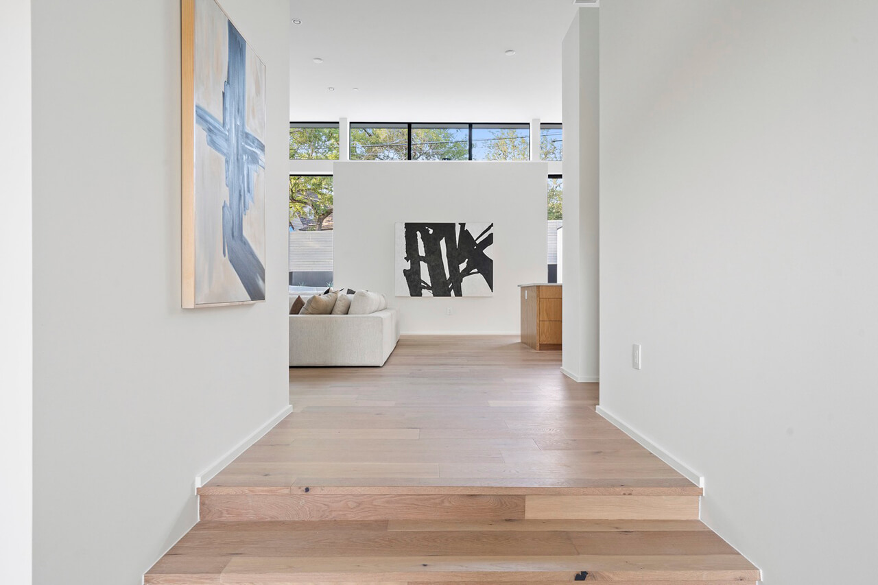 2704 Mountain Laurel Residence