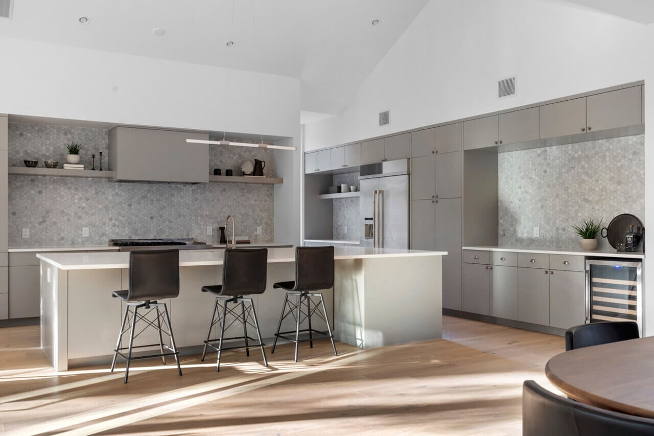5608 Woodview Residence